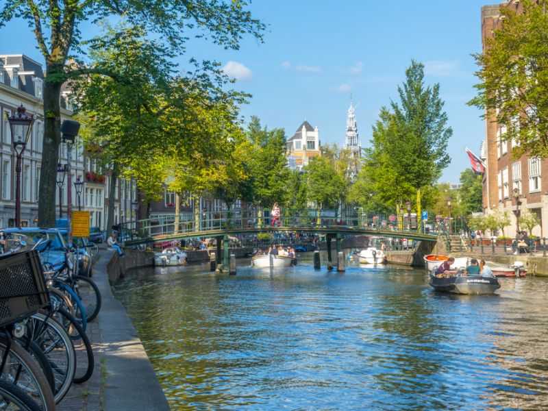Kanal i Amsterdam